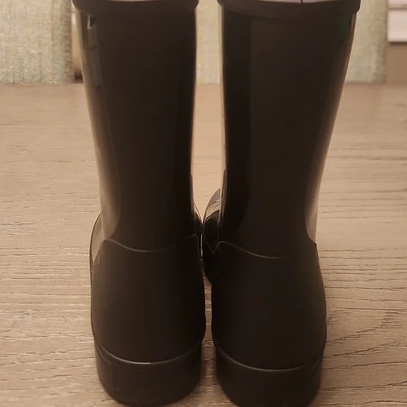 Balmain Girls Logo Motif Rain Boots Size 33 EU, 2 Kids US - Picture 4 of 9